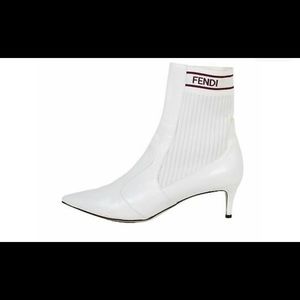 Fendi sock ankle boot in white leather and knit.